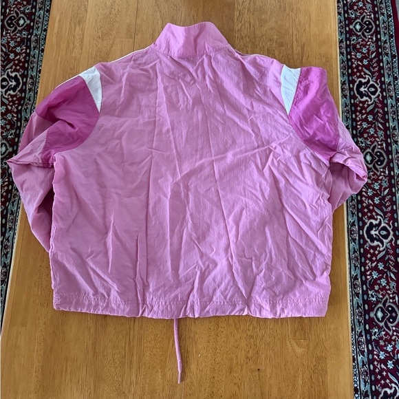 Nike Light Pink Windbreaker Jacket Size Small SM (has stain, shown in pictures) - Picture 6 of 10